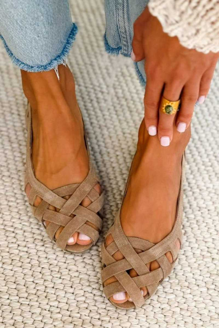 HINA | Sandali bassi con punta aperta e design intrecciato